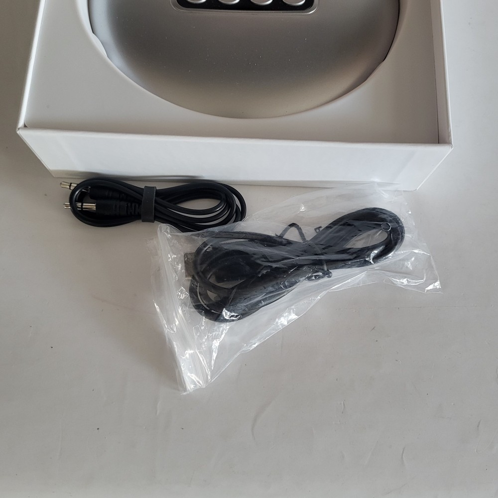HOTT CD711 Rechargeable Portable CD Player - Silver