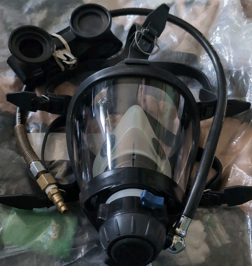 Honeywell Panther Pressure Demand Supplied Air Respirator w/Nylon Harness