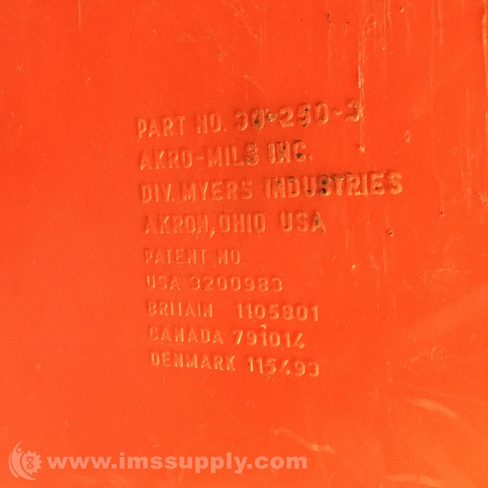 Akro Mils 30-250-3 Plastic Hanging Stacking Storage Bin USIP