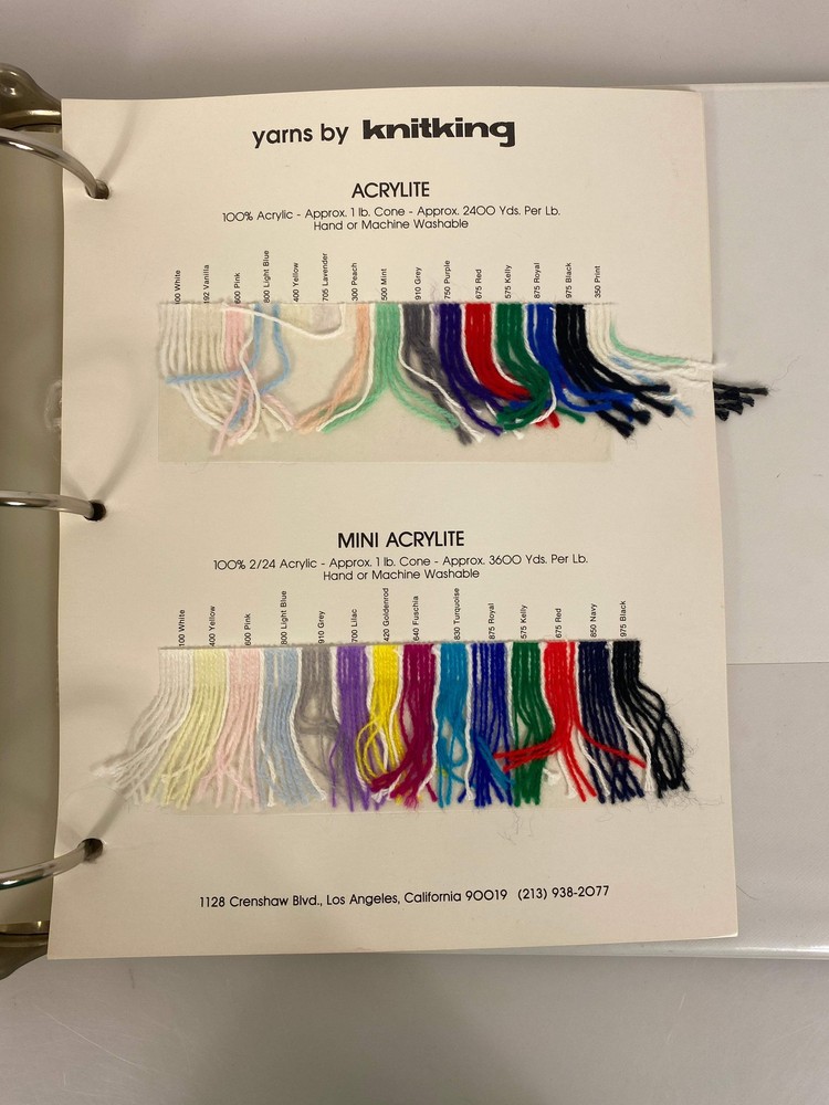 Yarns by Knitking Sample Binder
