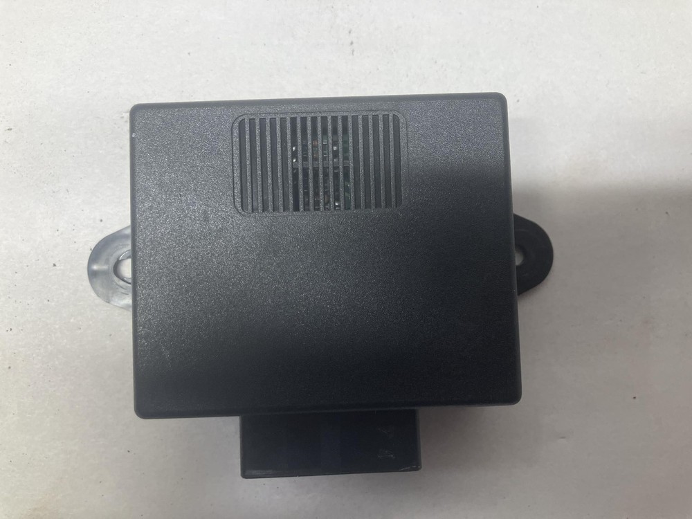 Buzzer or Alarm: PACCAR BUZZER MODULE W/ 2 PLUGS - Used