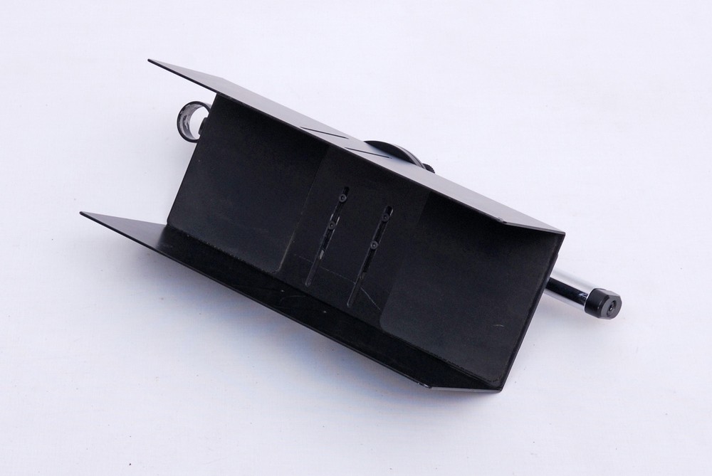 USM Haller CPU Holder For USM Table Legs Rotatable Adjustable 6.Z