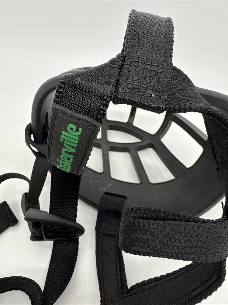 Baskerville Ultra Muzzle Adjustable Dog Training Guard Size 6 Medium/large Dogs