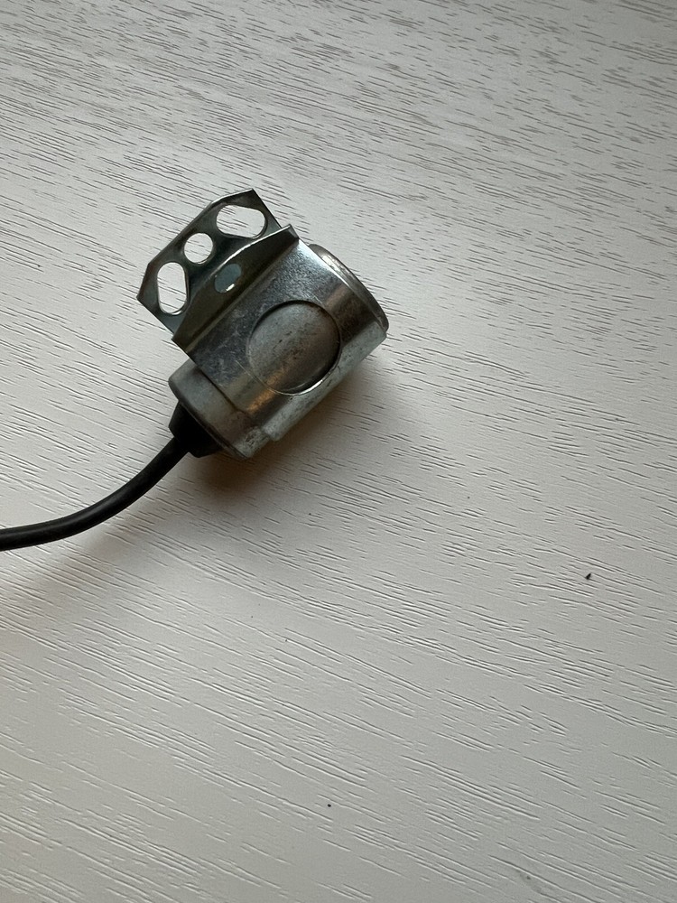 STANDARD IGNITION CONDENSER IH121