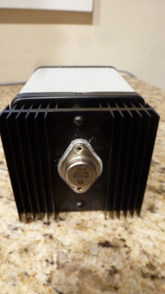 Aopian J2432, Regulated Plug in Power Supply