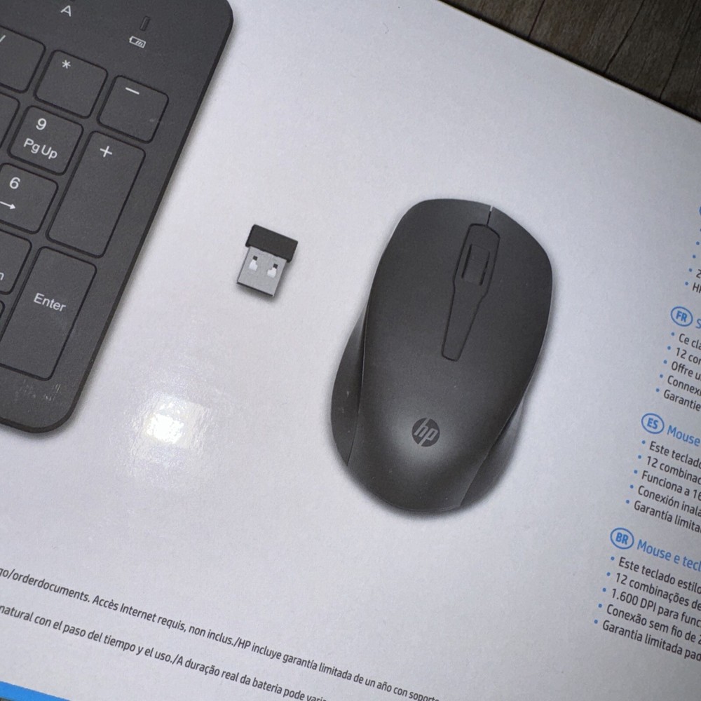 HP 330 Wireless Keyboard & Mouse Set Combination New In Box Hewlett-Packard