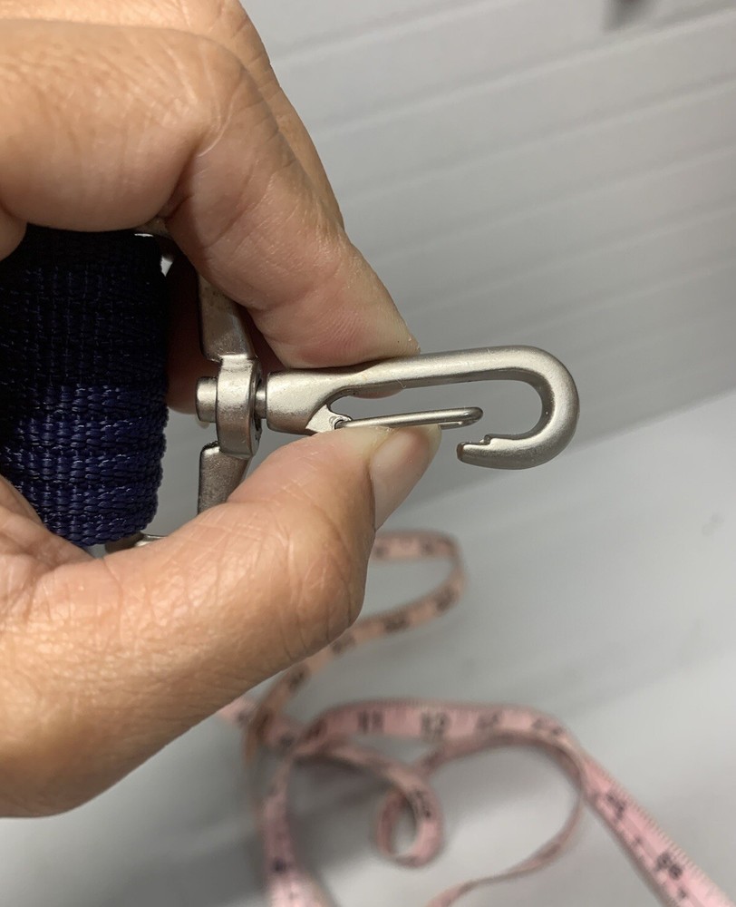 NWOT-Nylon REPLACEMENT Strap Navy/Black Shoulder Pad Adjustable Silver Hardware