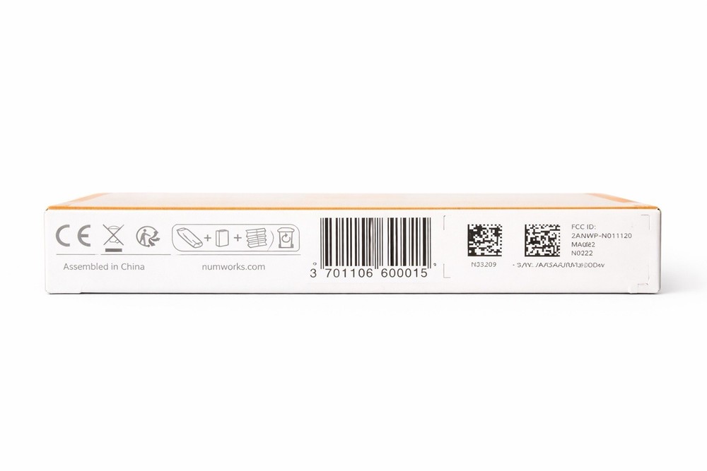 NumWorks N011120 Graphing Scientific Calculator LCD Display Python Battery