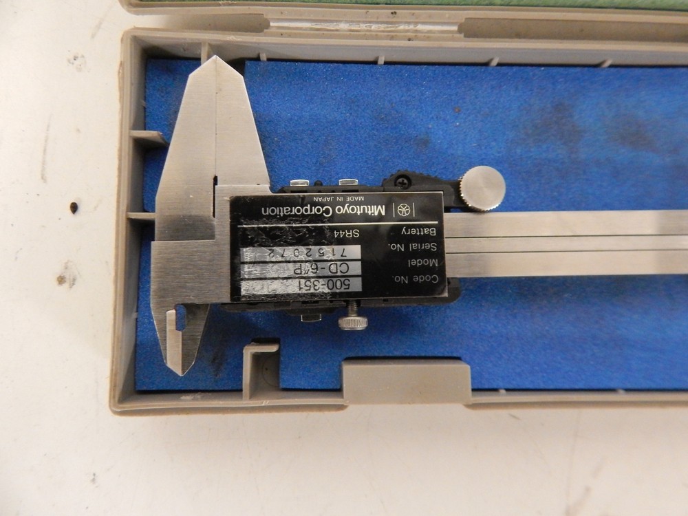 MITUTOYO DIGIMATIC MODEL CD-6"P DIGITAL CALIPER (SQS112)
