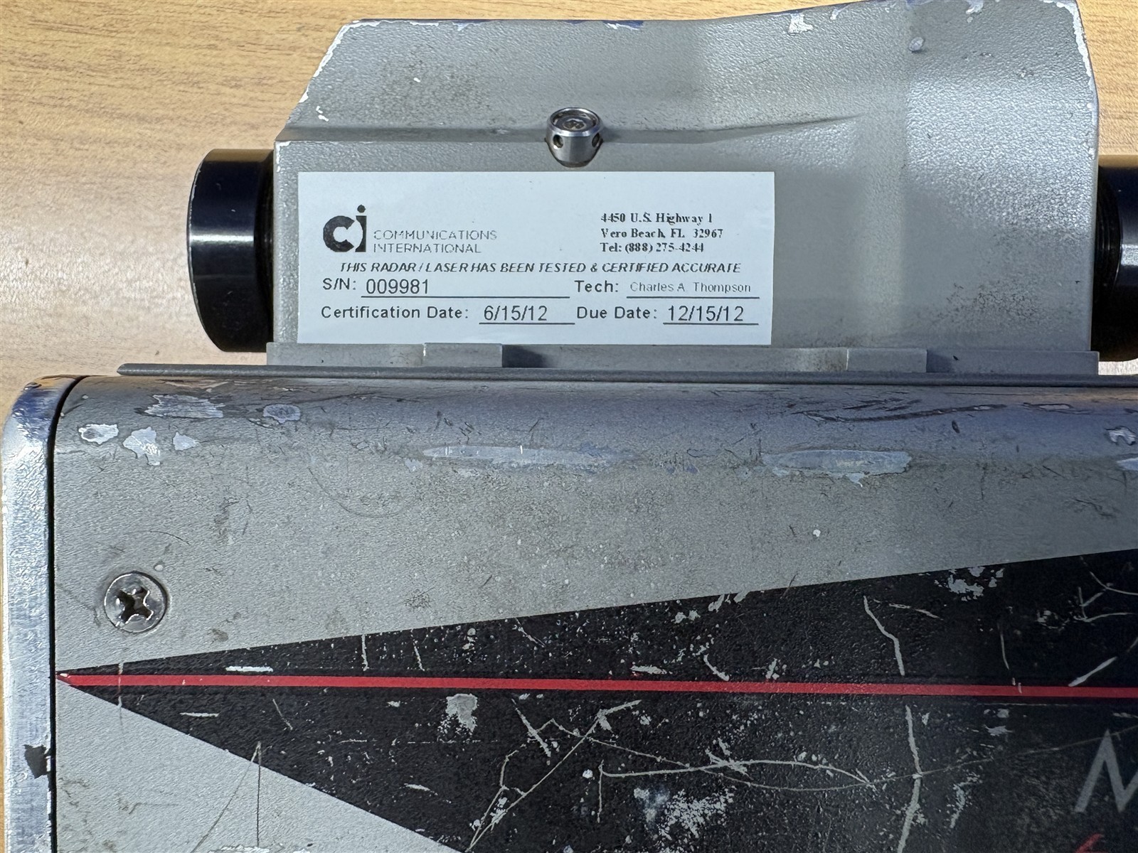 COMUNICATIONS INTERNATIONAL LTI 20/20 MARKSMAN LASER SPEED MEASURING GUN W/ CASE