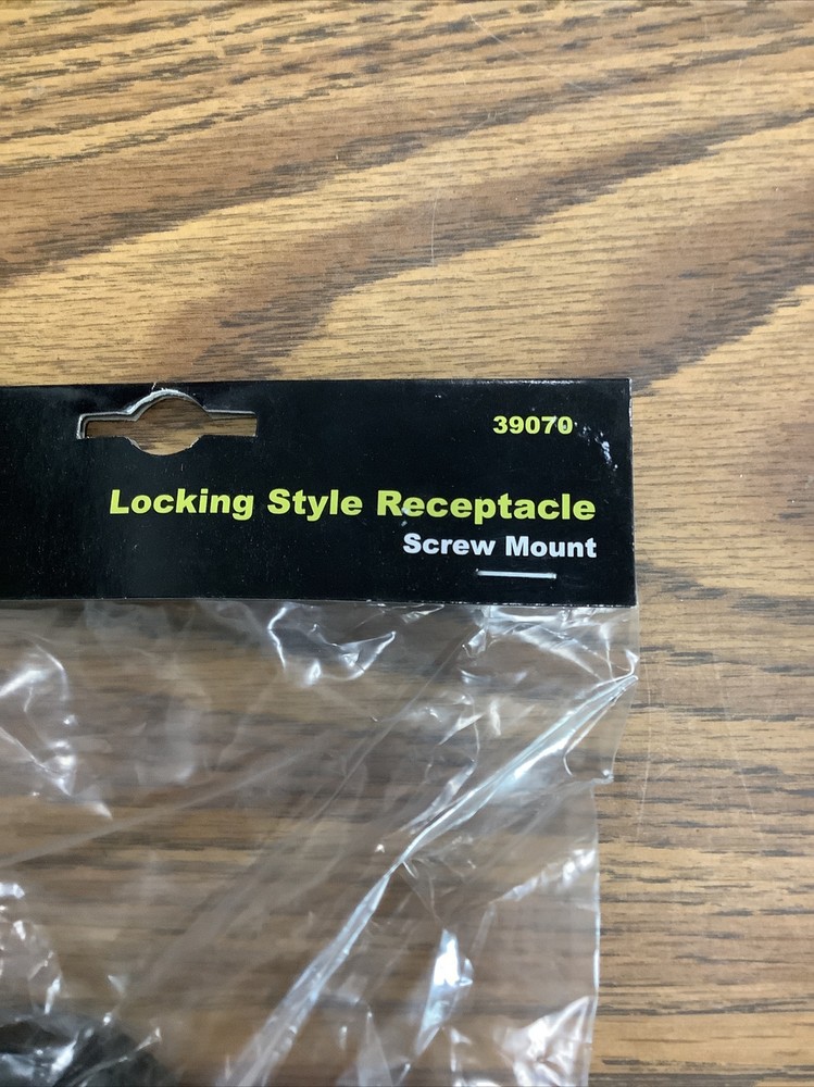 Morris 39070 Locking Style Receptacle Screw Mount