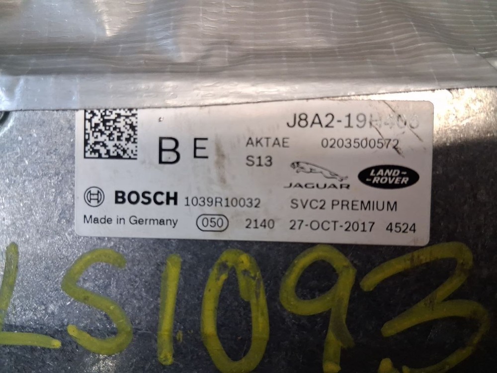 VELAR 2018 Camera/Projector 3155016