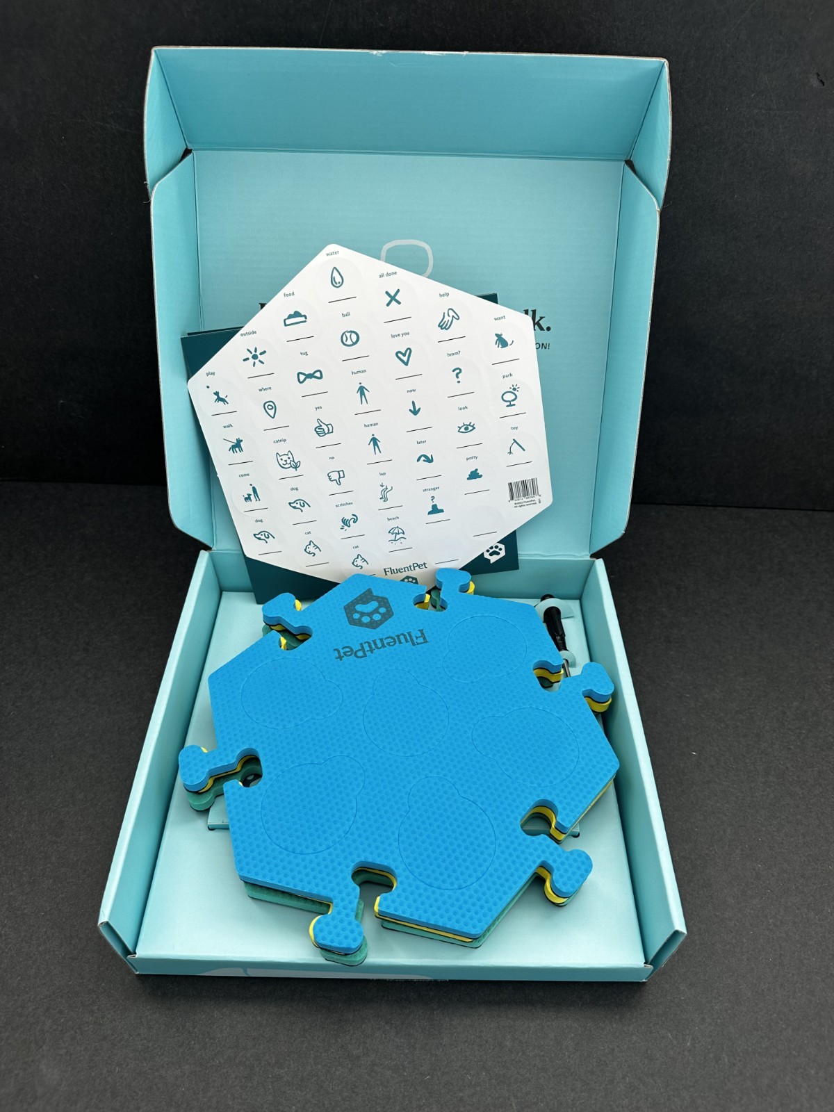 FluentPet Get Started Kit – 6 Buttons + 3 Tiles – Used in Excellent condition