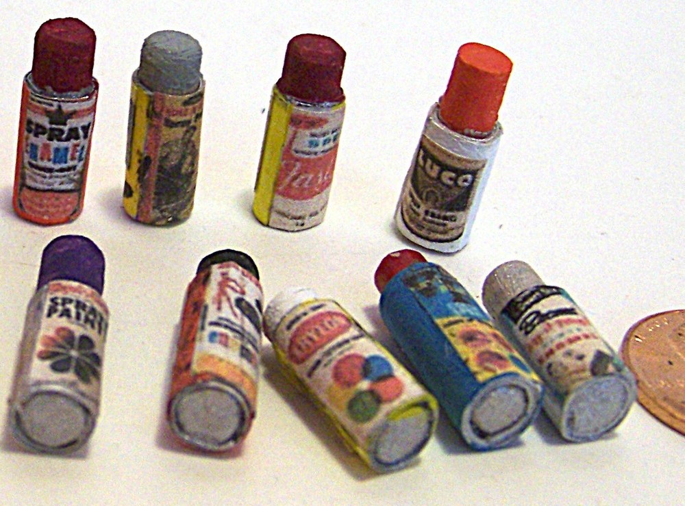 1/18, 1/24 Scale Spray Paint Cans