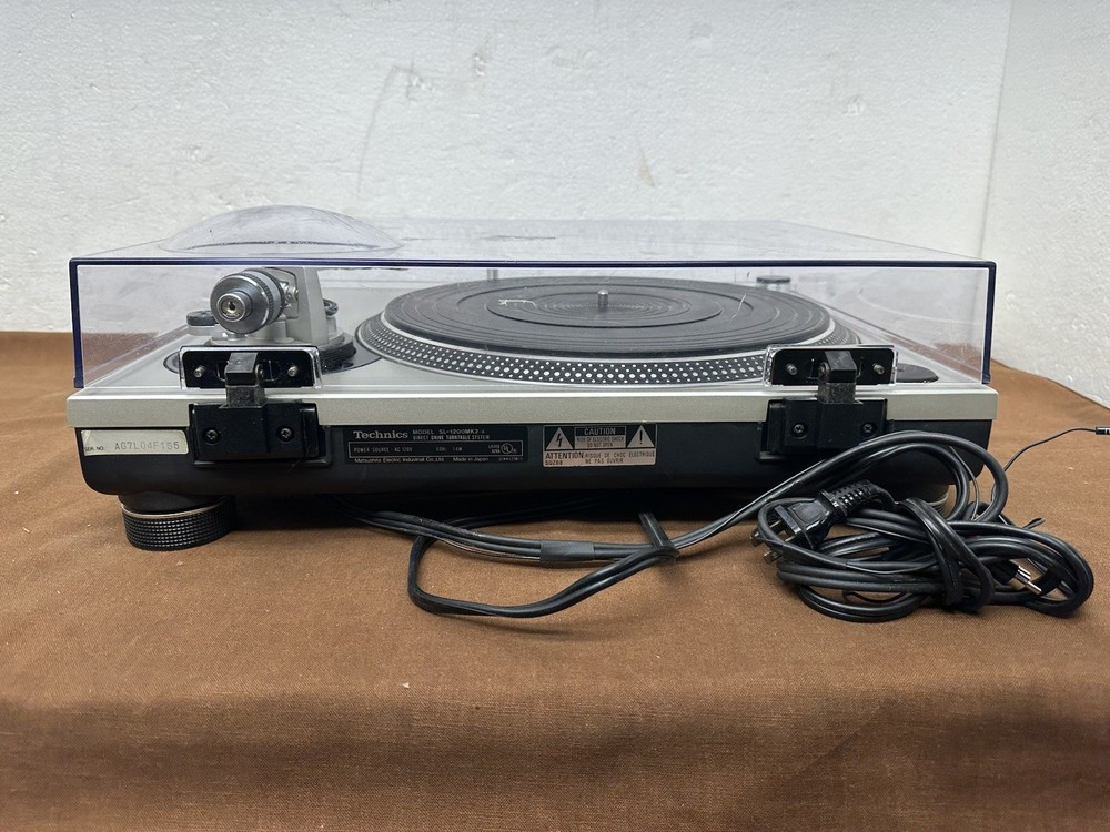technics turntable sl 1200 mk2