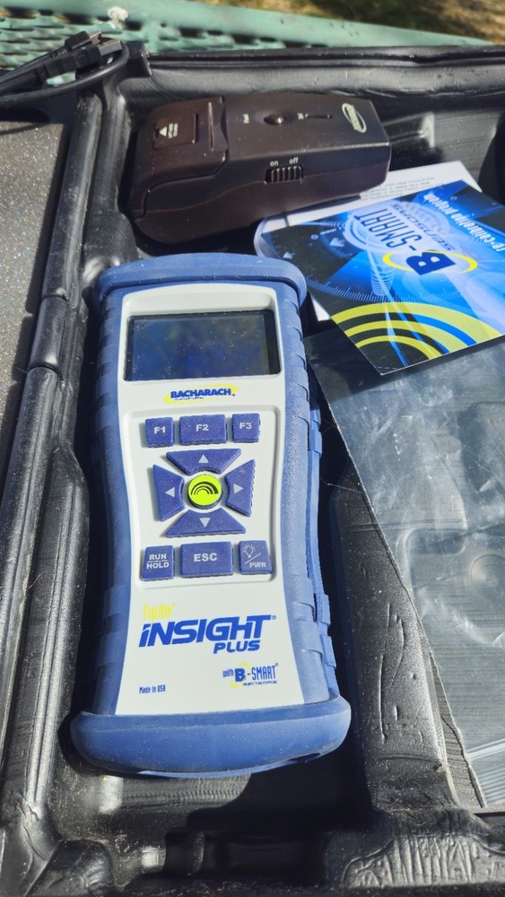 Bacharach - Fyrite InTech Portable Combustion Analyzer with Case