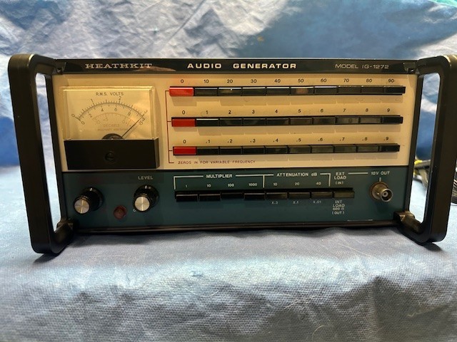 HeathKit IG-1272 audio generator
