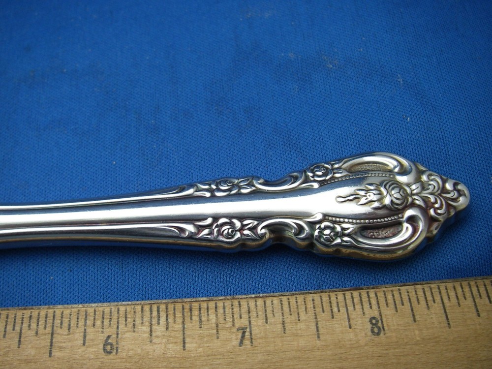 Oneida Community Stainless BRAHMS Pattern TABLE KNIVES-9 Inches