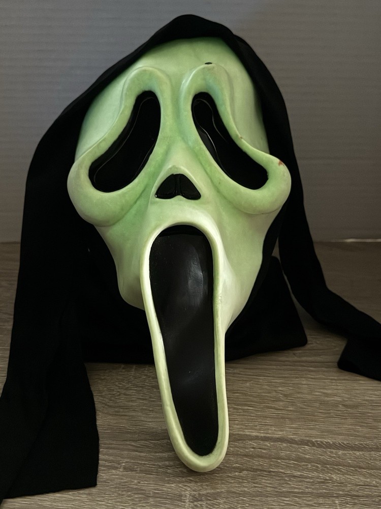 Vintage Scream Ghostface Mask Funworld MK Read
