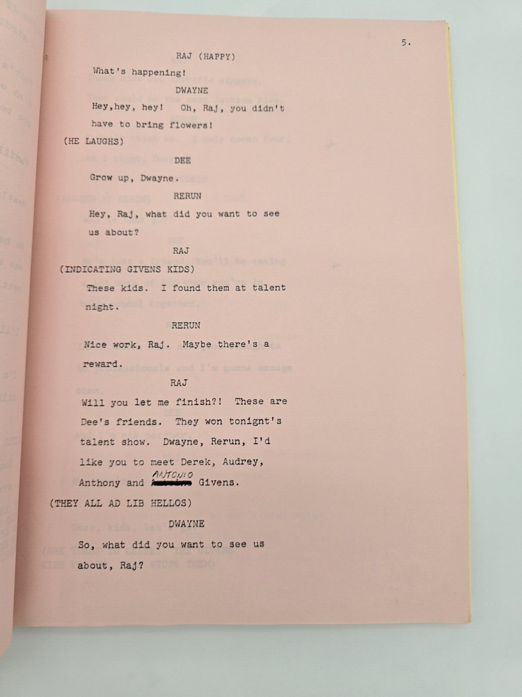WHAT'S HAPPENING!! / Larry Mintz 1977 TV Script, "Going, Going, Gong"