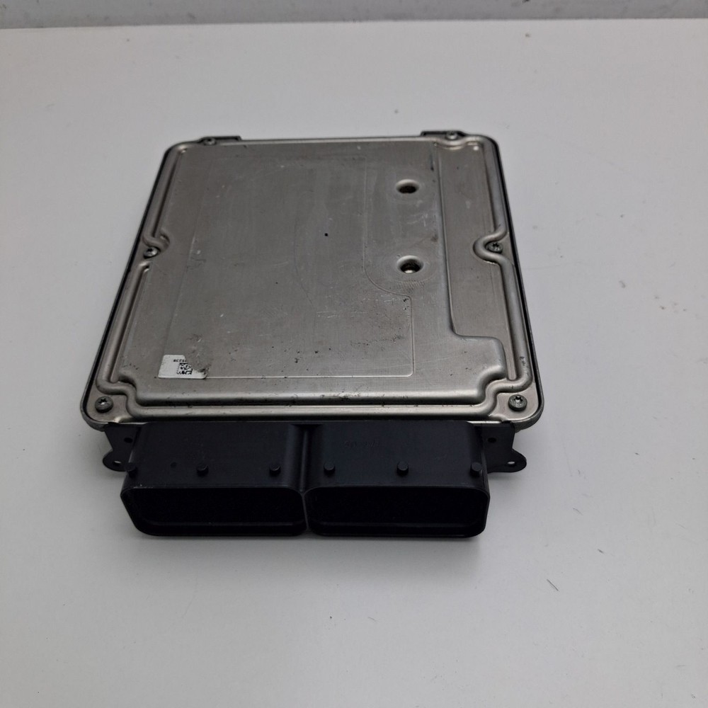 2014-2020 Maserati Ghibli Engine Control Module 670031346