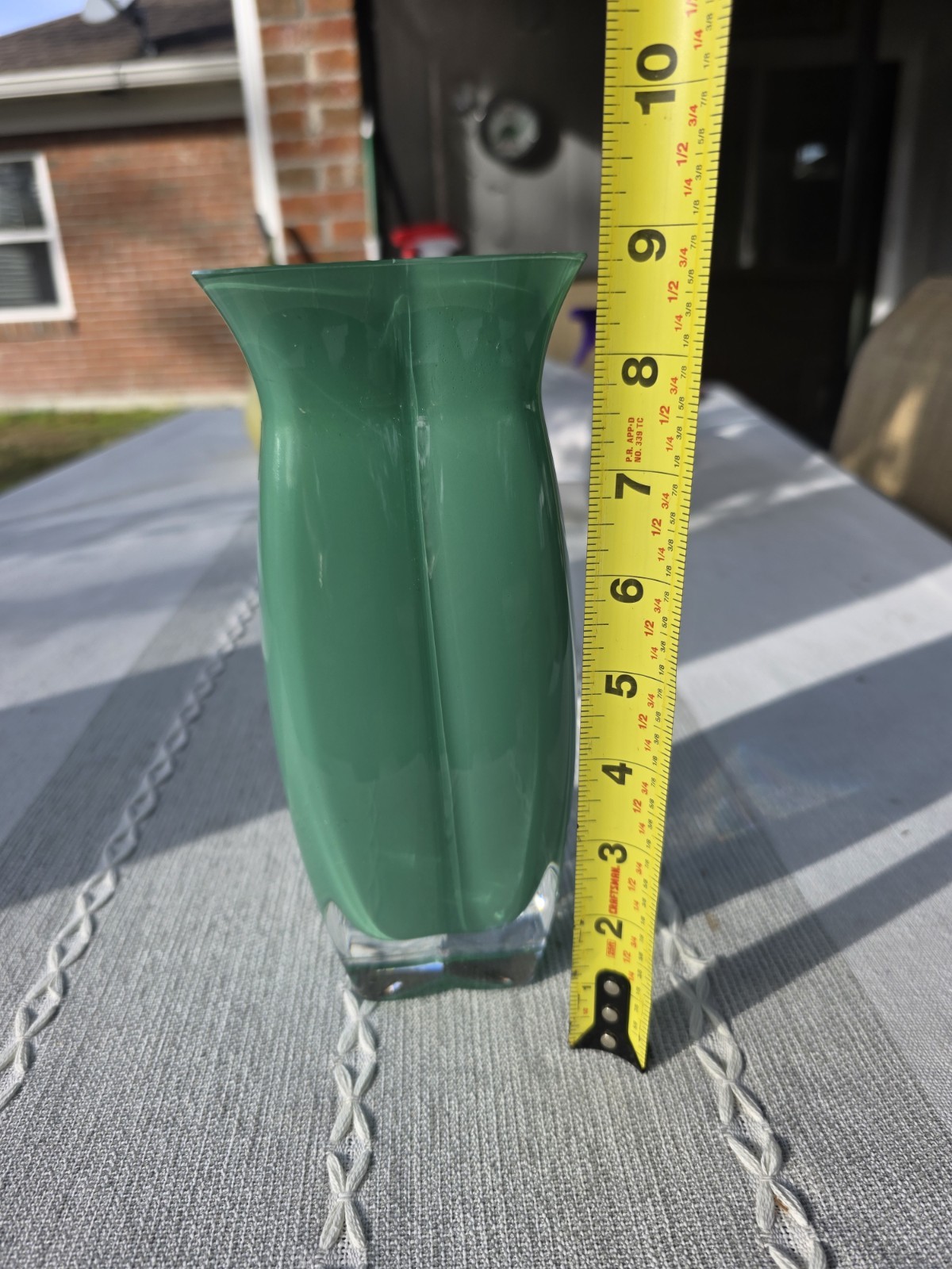 VTG Sasaki Crystal Handcrafted Spring Green Art Glass Vase 8.75" Japan Modern