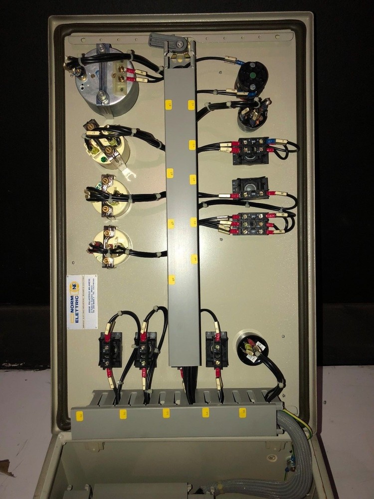Deutz TD 226 B6 Generator , Generator Instrument Control Panel
