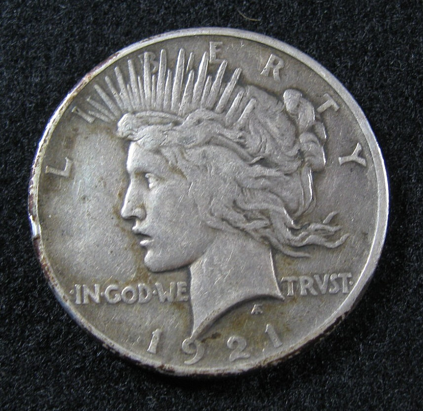1921 PEACE SILVER DOLLAR - Better Date