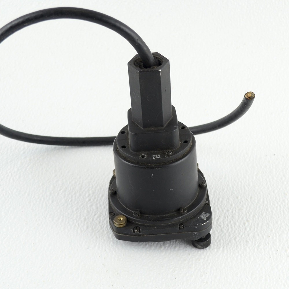 WWII US Navy Bendix Eclipse Magnesyn Indicator Mark I Mod E 1944