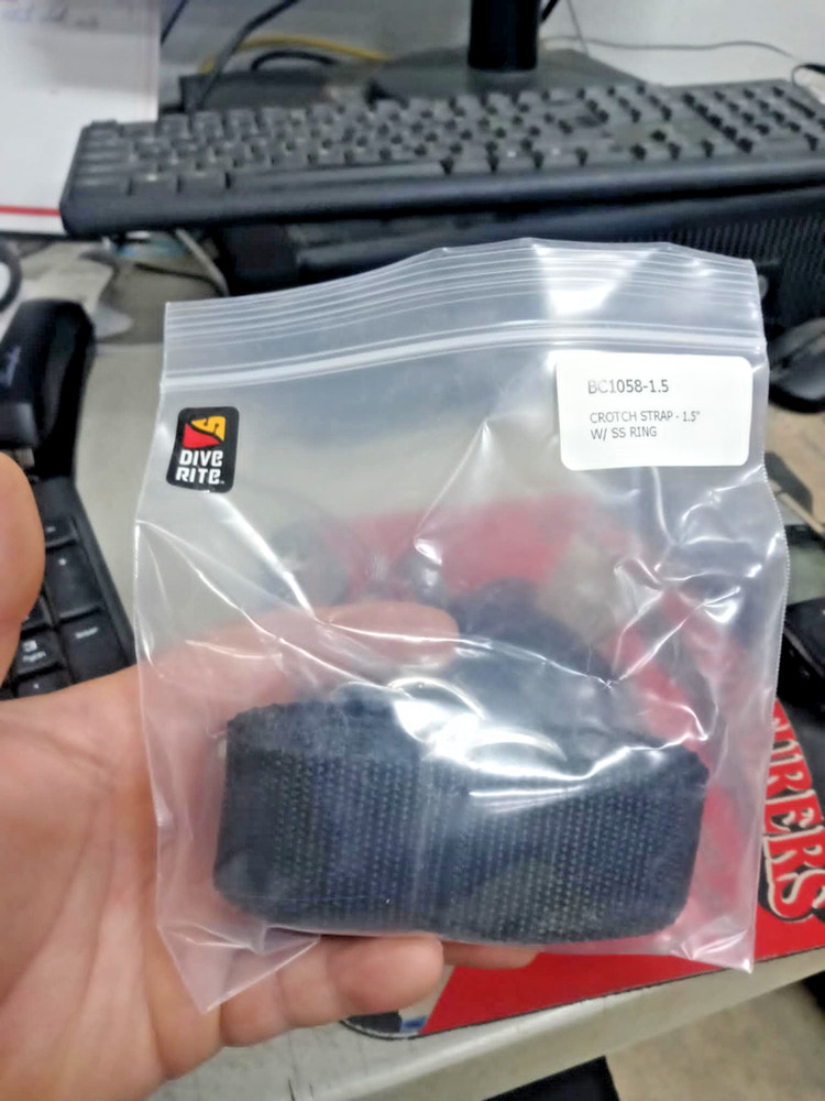 Dive Rtie Crotch Strap 1.5" w/ S.S D-Rings