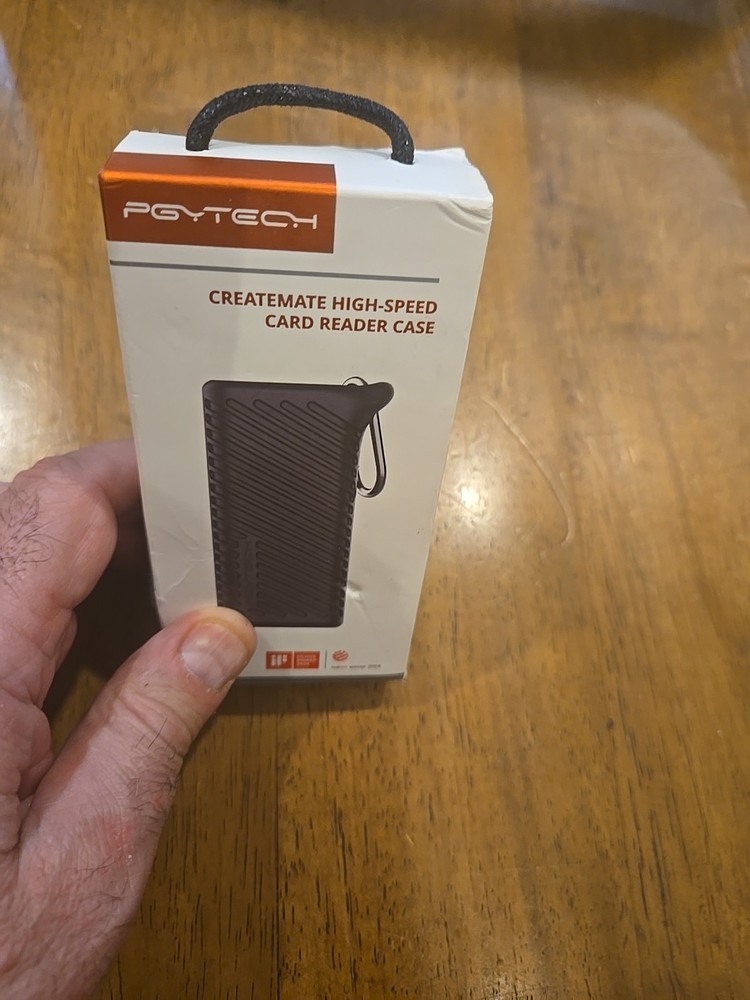PGYTECH CreateMate High-Speed Card Reader Case