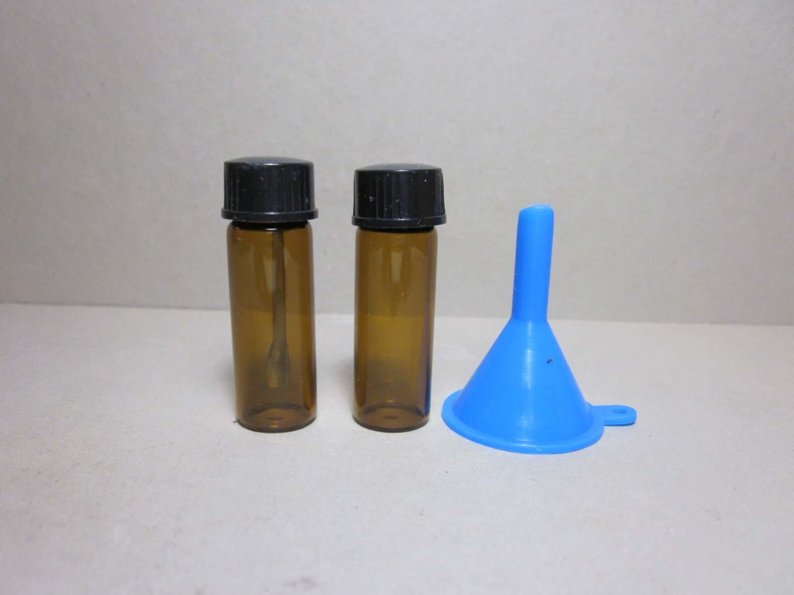 Two Pocket Vials for Sweetener/Spice One Cap with Shovel Spoon & a Blue Funnel