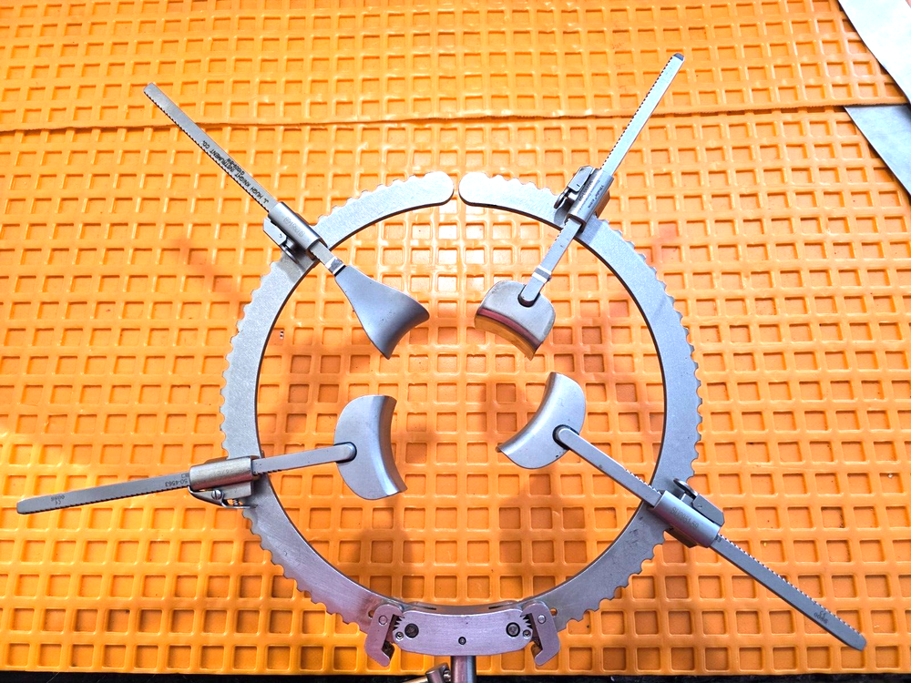 Codman Book Walter Retractor Set Arm with Post Holder Clamp & Tray
