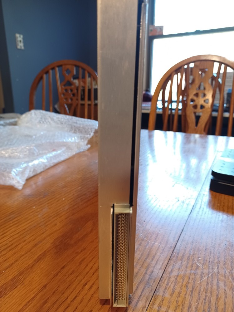 HP Agilent/Keysight E1679Z 2.4 GHz-2MHz Clock Source VXI Plug-In Module Unit