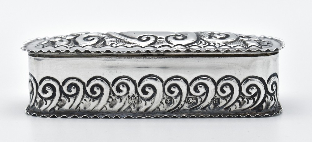 Antique Solid Silver Shaped Snuff Box victorian 1900 Repousse