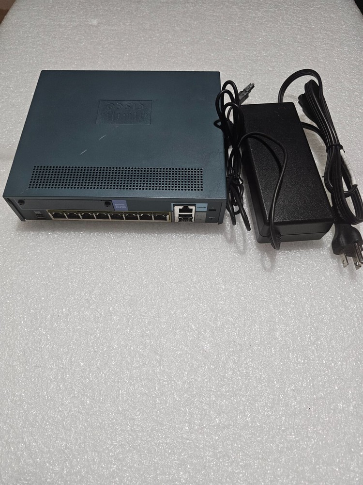 Cisco ASA5505-SSL25-K9 w/Security License, 25 SSL VPN peers Essentials