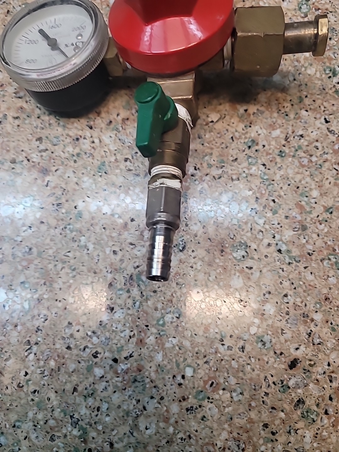 Micro Matic CO2 Regulator, Primary Xacta Double Gauge 2000psi 60psi