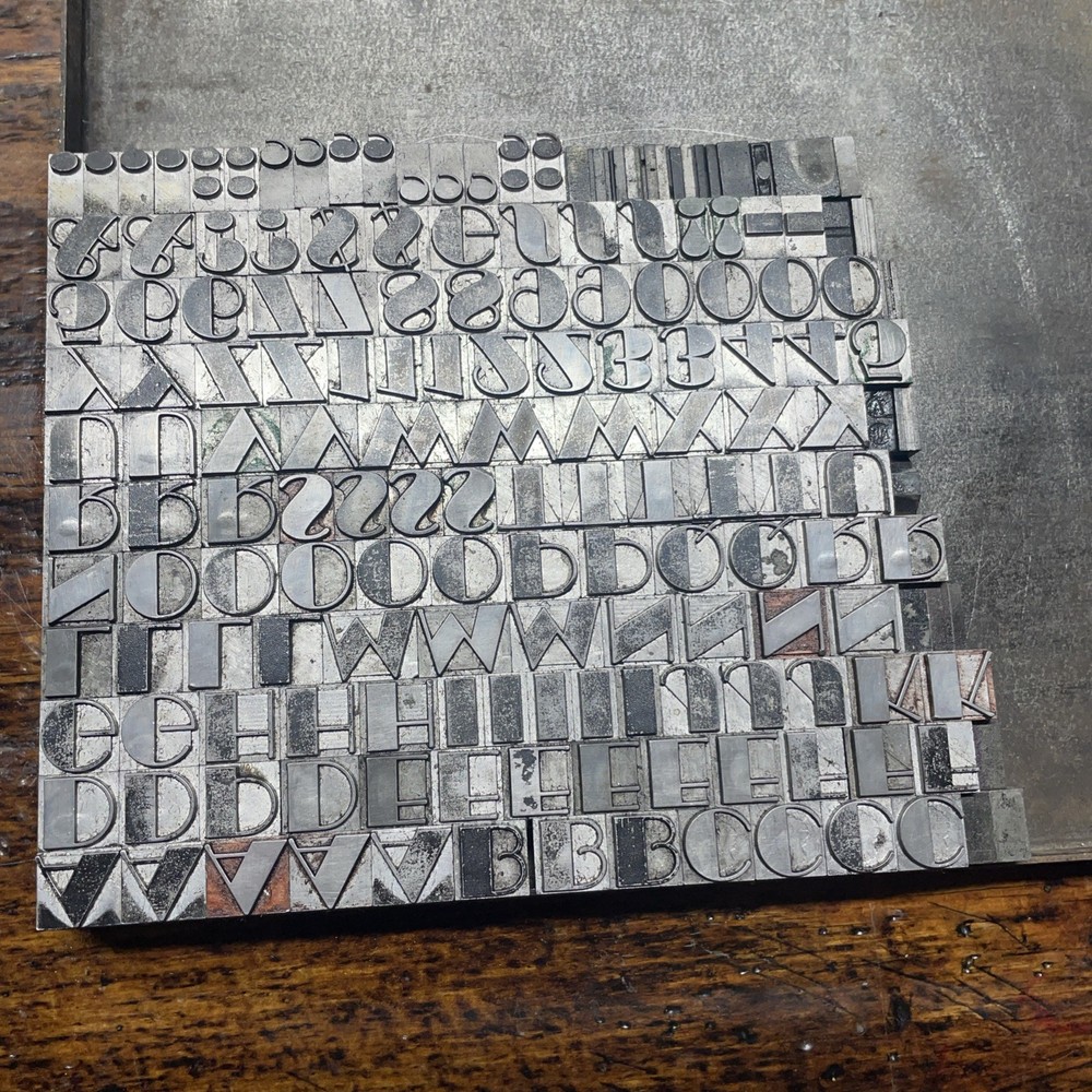 LETTERPRESS LEAD TYPE 36 Pt BROADWAY CAPS.
