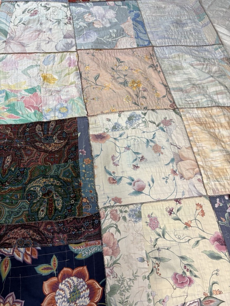 Vtg Handmade Scrap Patchwork MultiColor patterns 76x90 Quilt Full Queen King