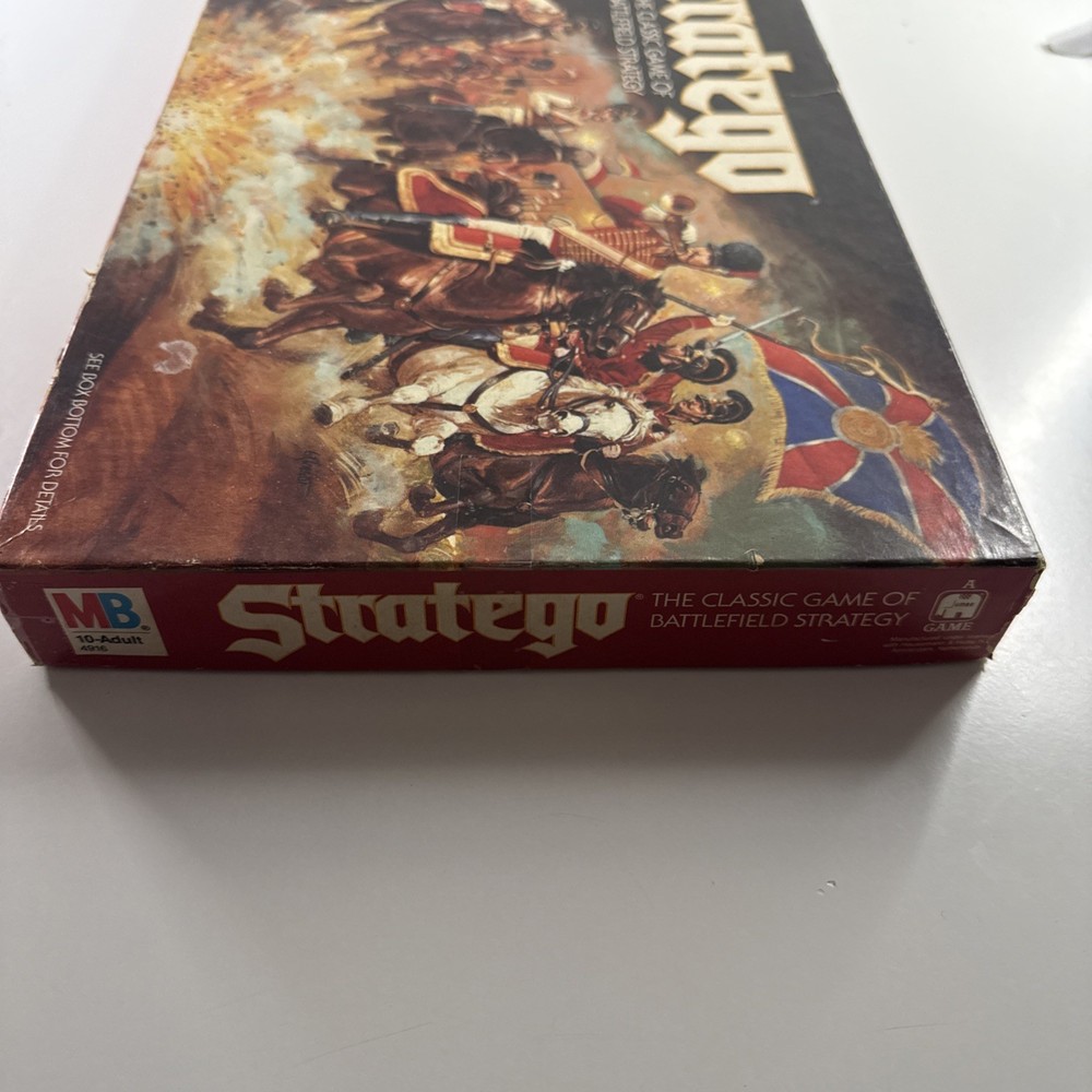 Milton Bradley Stratego 1986 Board Game Complete