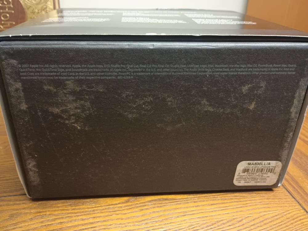 Apple Logic Studio Logic Pro 8 Complete Box & Materials - Vintage Software 2007