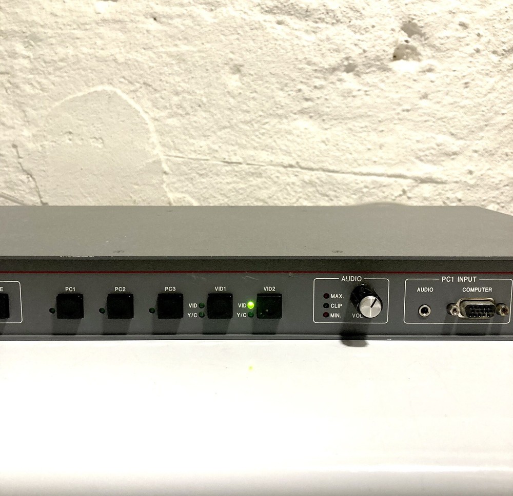 Extron System 5cr Plus I/O S-Video Computer Video Switcher (Working). Read.