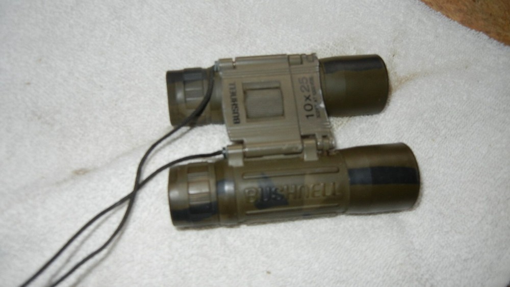 Bow holder, compact binoculars sportsmans package