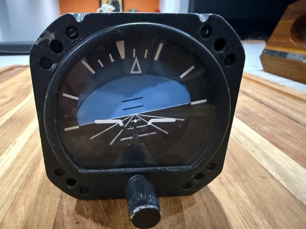 Attitude Gyro G-519B-1