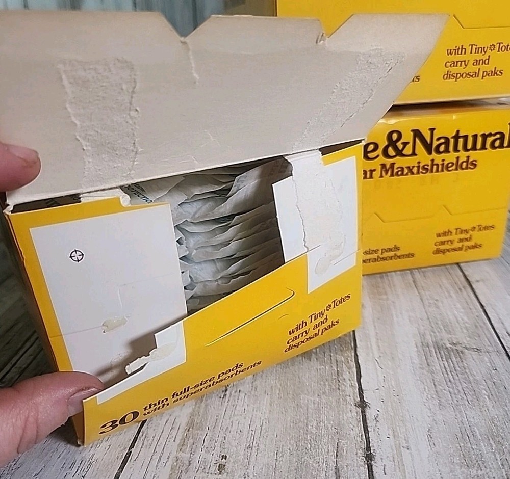 4 Box Lot VTG Sure & Natural Regular Maxishields Thin Full-Size Pads +Tiny Totes