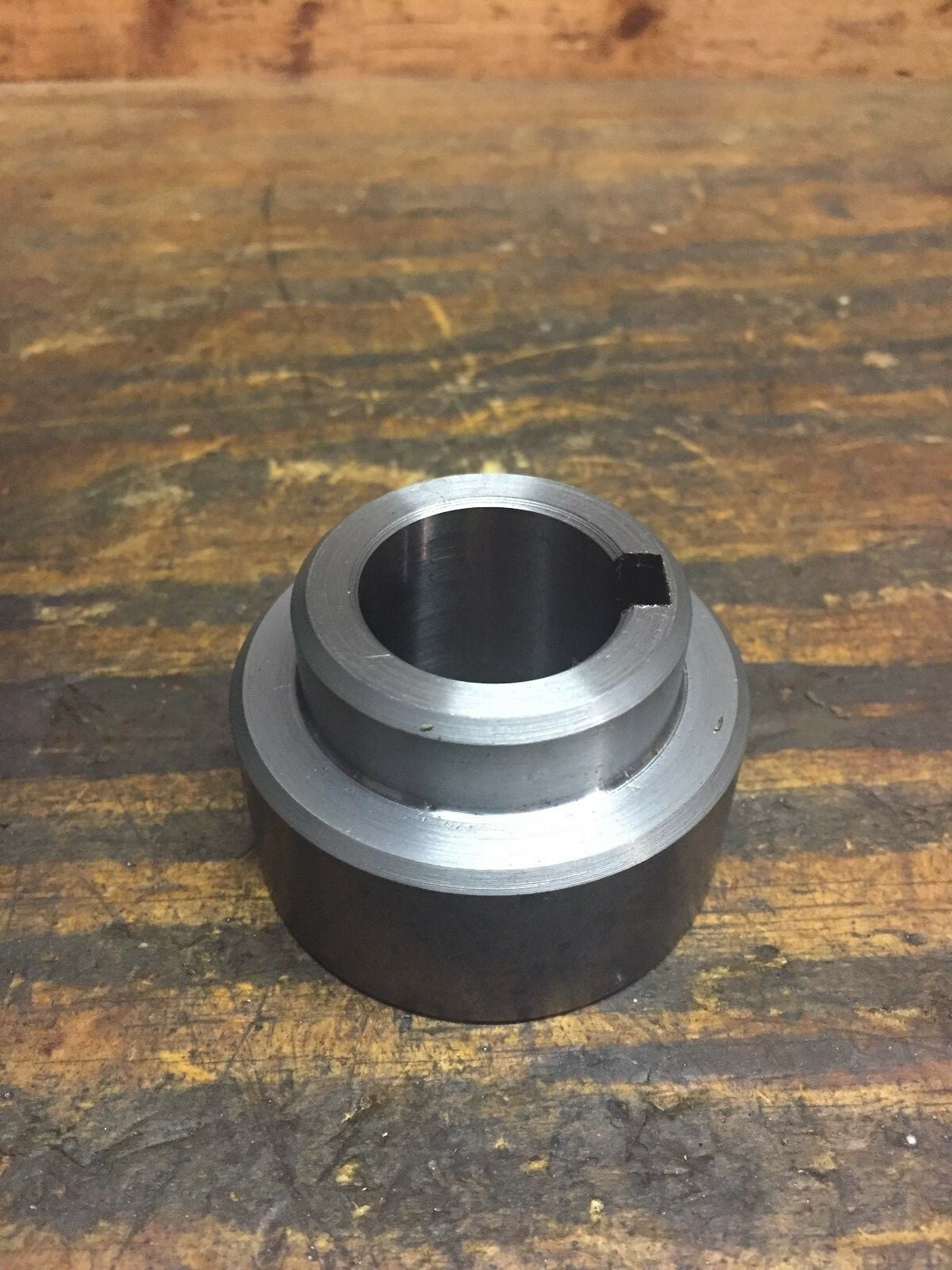 Hydraulic Wheel Motor Tapered Shaft Adaptor 1-1/4" to size W Hub White Char Lynn