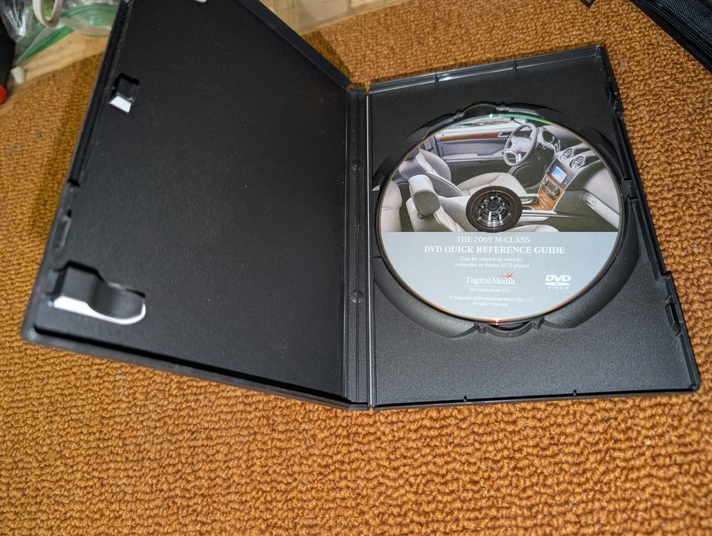 2009 MERCEDES BENZ M-Class M Class Quick Reference Guide DVD CD USED OEM ML350