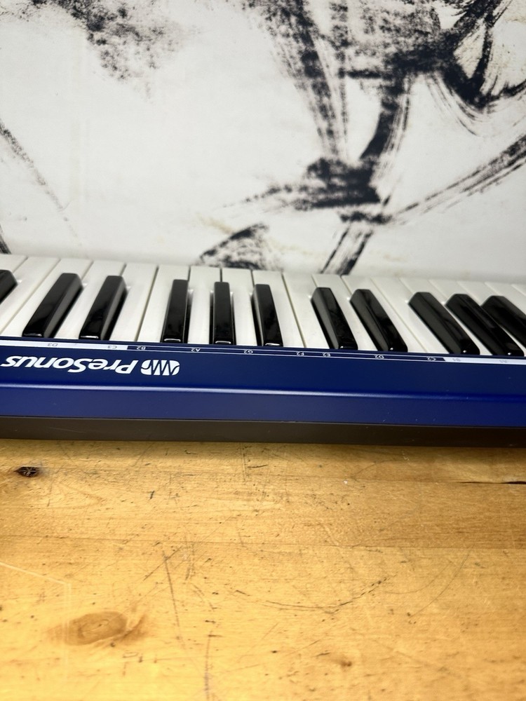 Presonus PS-49 49-Key Keyboard/Midi Controller Synthesizer