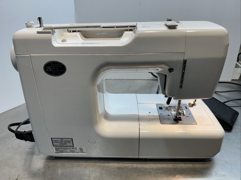 Kenmore 385.16120200 Electeic Sewing Machine