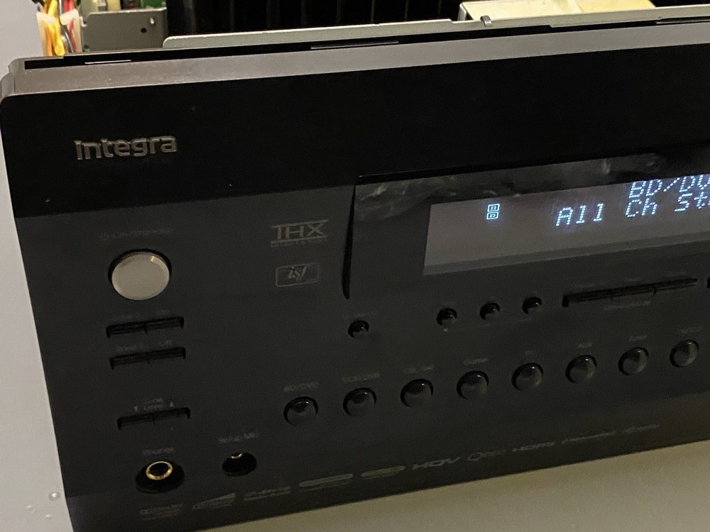 Integra DTR-50.3 Receiver - Powers Up - (see description) no remote
